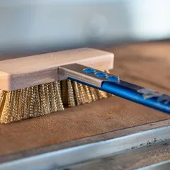 Щетка для электрических печей с медной щетиной анодир.алюмин.,медь ,L=20/129,B=6см, изображение 2