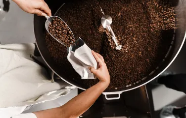 Как степень обжарки кофе влияет на вкус и аромат напитка