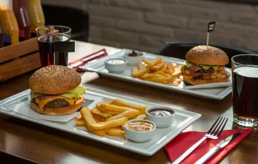 Какой инвентарь необходим для открытия заведения фастфуда