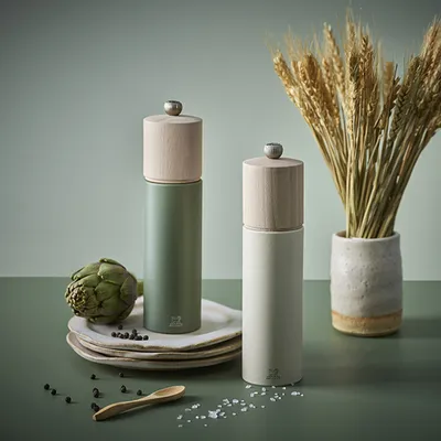 Мельница для перца «Бореаль» с металлическим механизмом бук ,H=21см тем.зелен., изображение 13