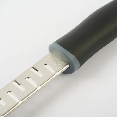 Терка с ручкой сталь нерж.,пластик ,L=325/220,B=25мм металлич.,черный, изображение 3