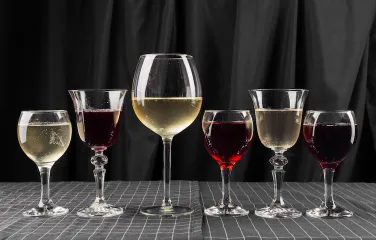 Как форма бокала влияет на вкус напитка