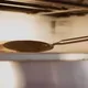 Лопата для пиццы поворотная «Элис» анодир.алюмин. D=20,L=169см черный, изображение 3
