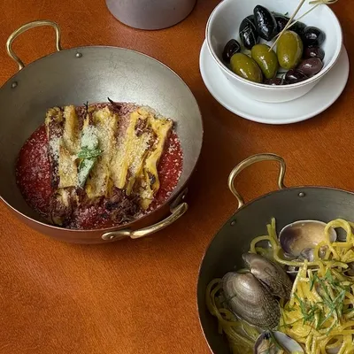 Сковорода для подачи «Купер плюс» с двумя ручками полир., с лужением медь,олово 0,84л D=190,H=35мм м, изображение 2