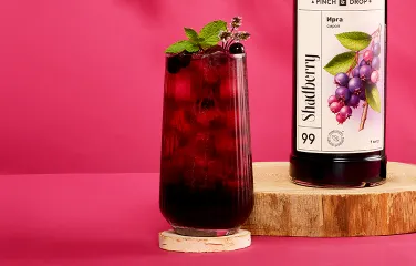 Холодный чай Айс-ти с гранатом и иргой