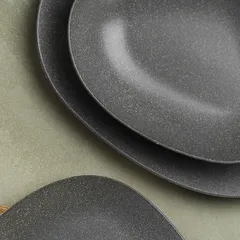 Тарелка «Гэлэкси» ассиметричная фарфор D=220,H=25мм граф.,глянц., изображение 2