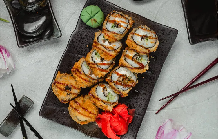 Блюда для подачи суши: виды и особенности