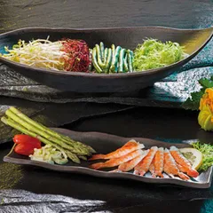 Блюдо «Лист» пластик 0,9л ,H=8,L=36,B=19см черный,коричнев., изображение 2