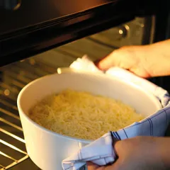 Кастрюля для сервировки «Революшн» с крышкой керамика 0,5л D=136,H=92мм белый,желт., изображение 4