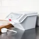 Контейнер для сыпучих продуктов с крышкой и совком полипроп. 10л ,H=21,5,L=38,B=30см белый, изображение 5