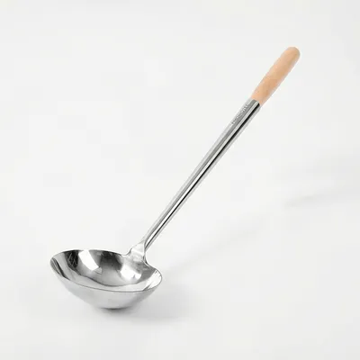 Половник с деревянной ручкой сталь нерж.,дерево 220мл D=115,H=40,L=465мм металлич.,деревян.