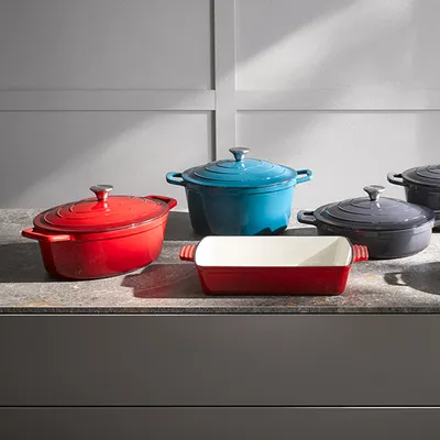 Кастрюля «5 звезд» для сервировки с держателем крышки (индукция) эмалиров.чугун 5л ,H=11,L=250,B=330, Цвет: Красный, Объем по данным поставщика (мл): 5000, изображение 3