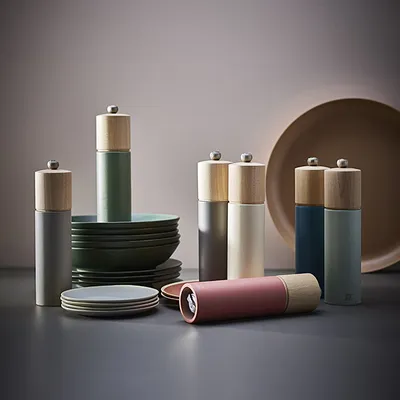 Мельница для перца «Бореаль» с металлическим механизмом бук ,H=21см тем.зелен., изображение 4